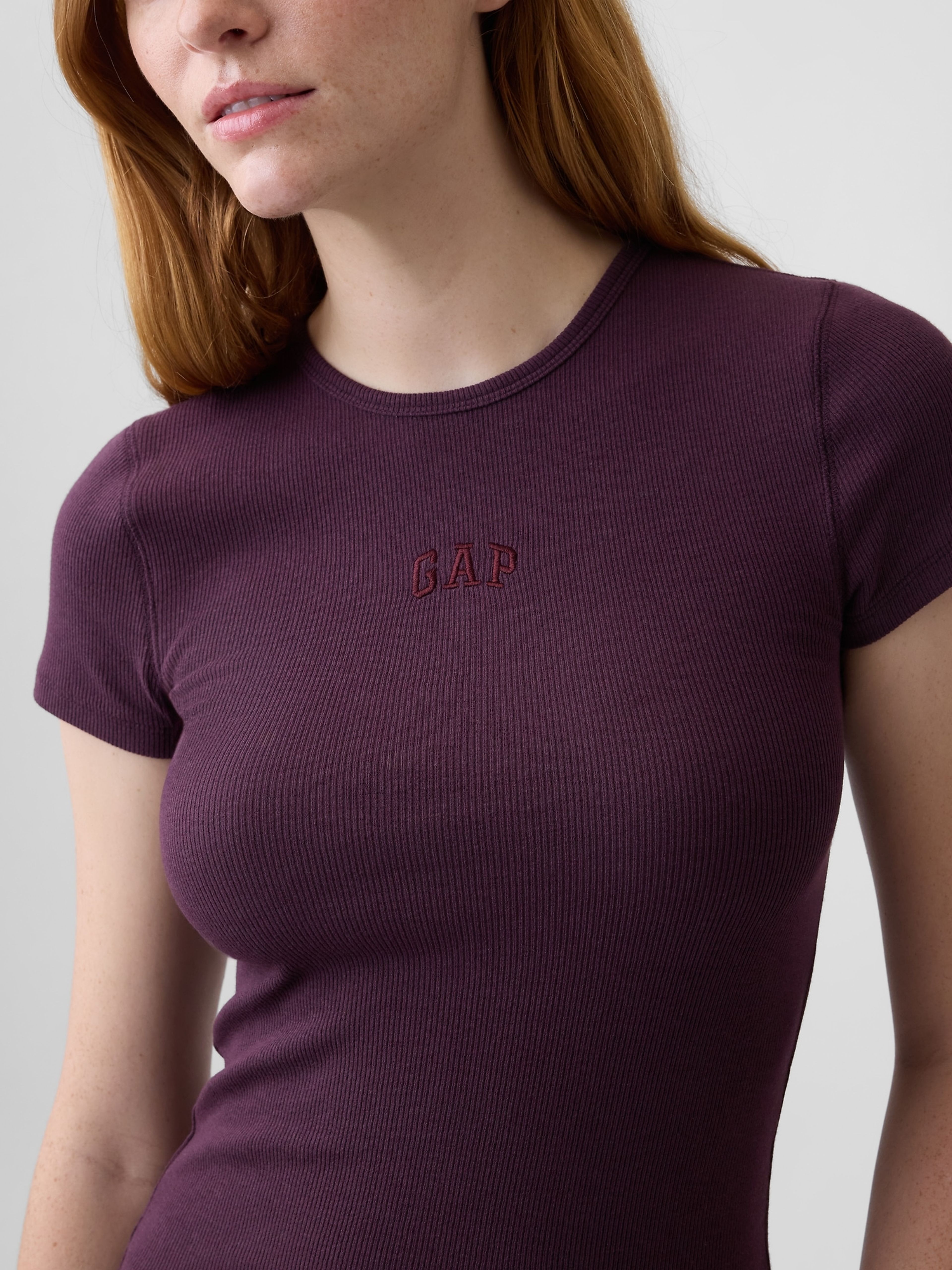 T-shirt côtelé avec logo - 004