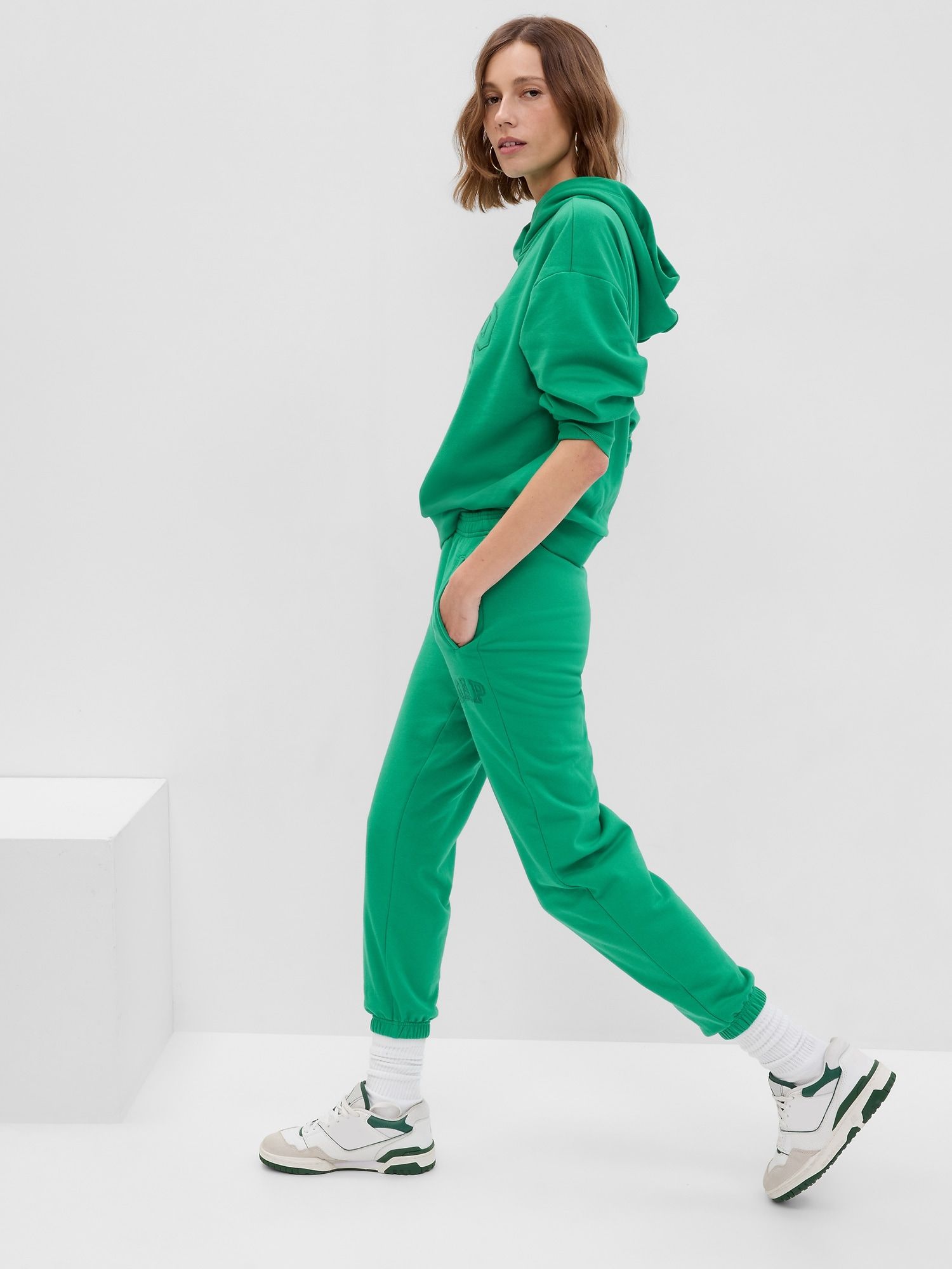 tepl-ky-vintage-soft-logo-gap-sk