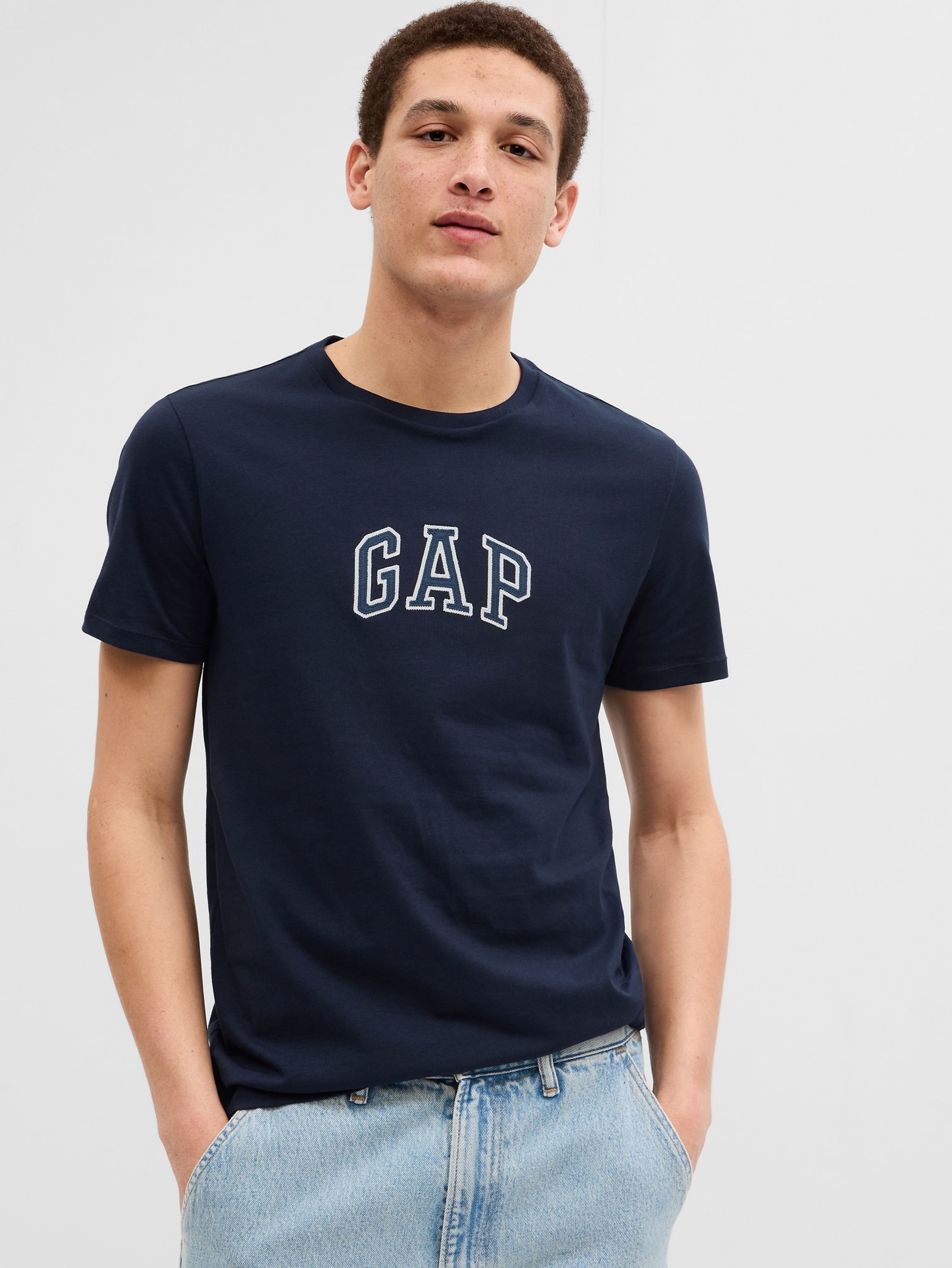 T-Shirt mit GAP Logo