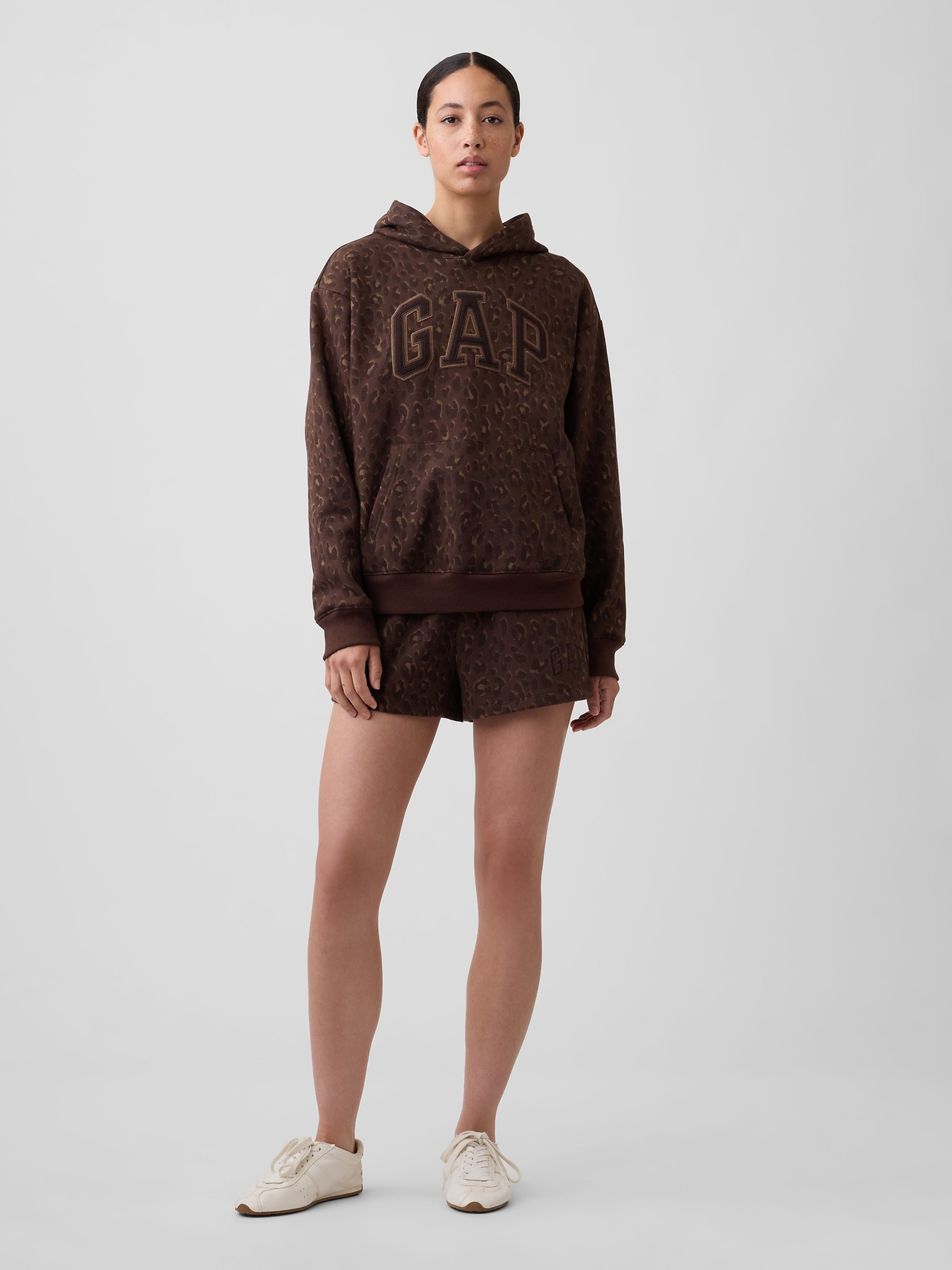 Sudadera con logo - 003