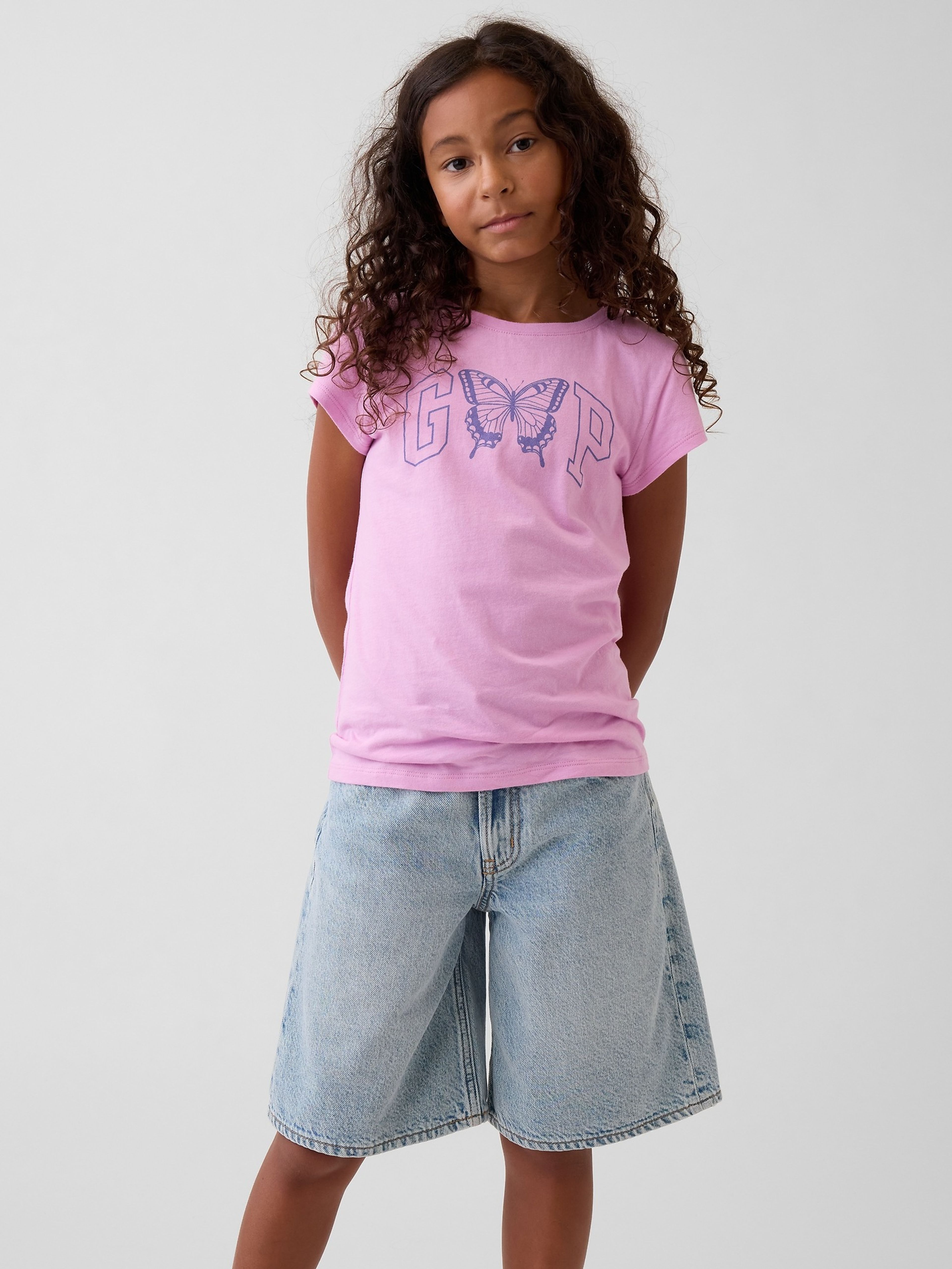 Camiseta infantil con logo - 001