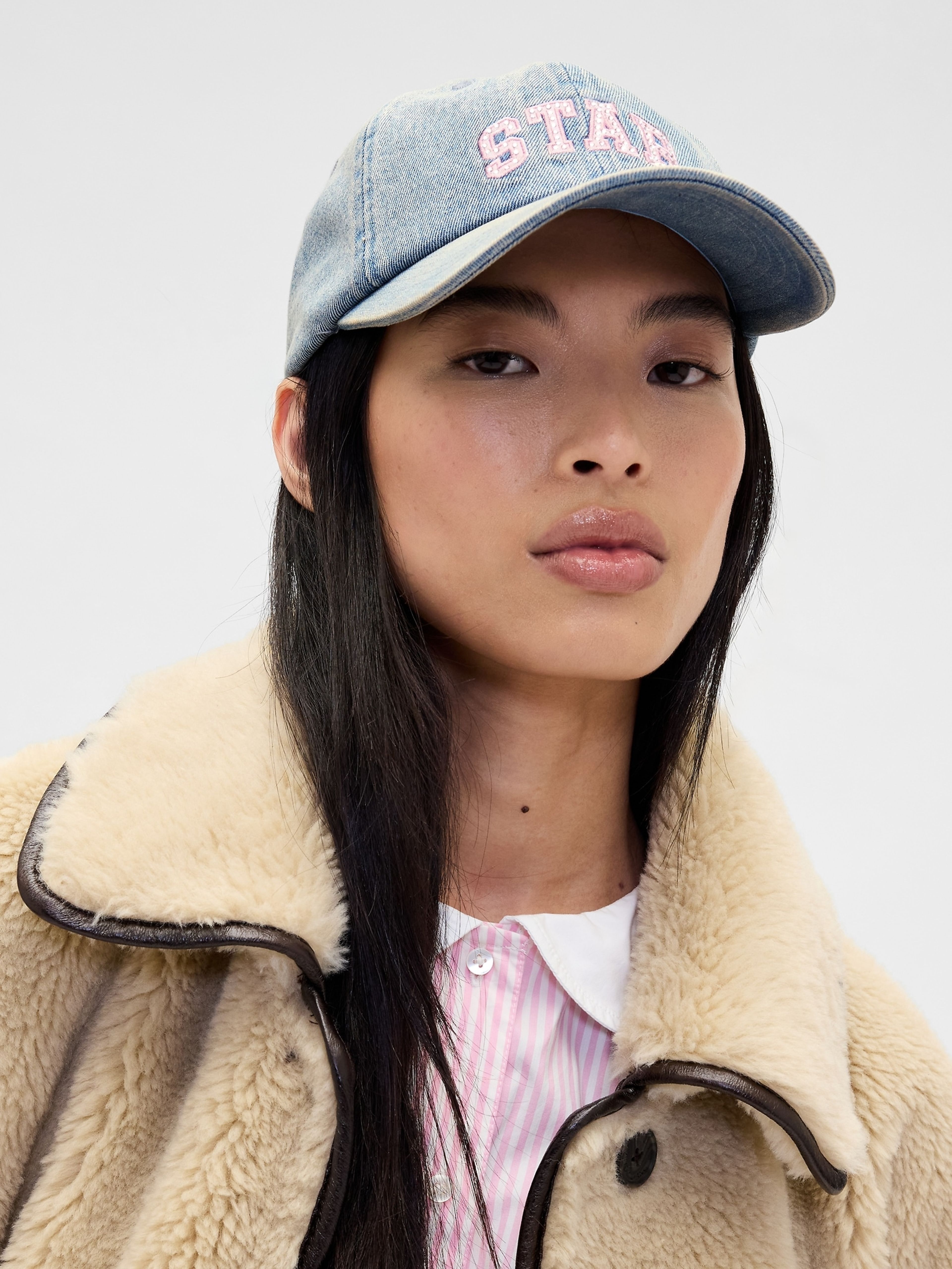 Damen-Cap Gap × Sandy Liang